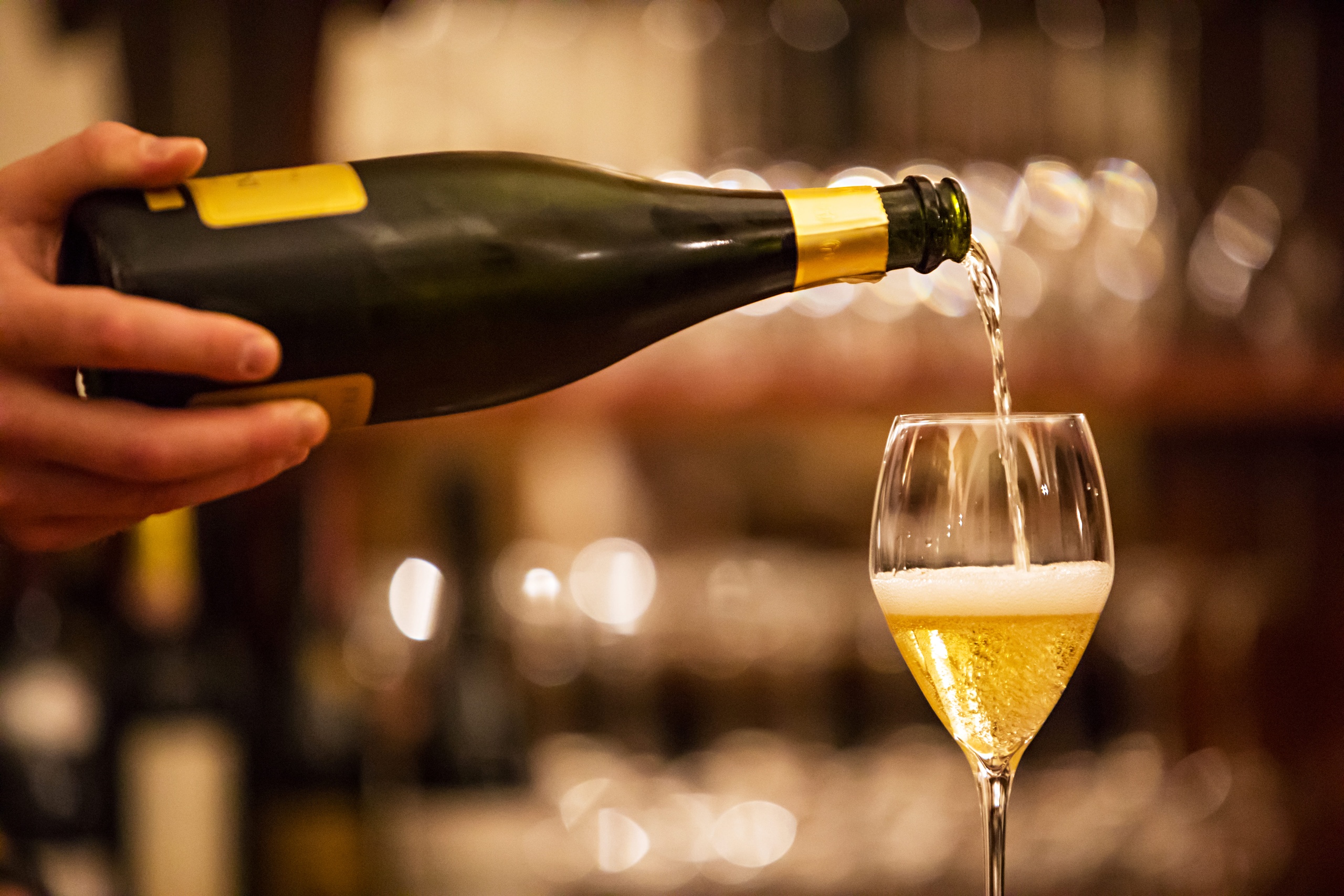 Cata de vinos en el centro de Milán