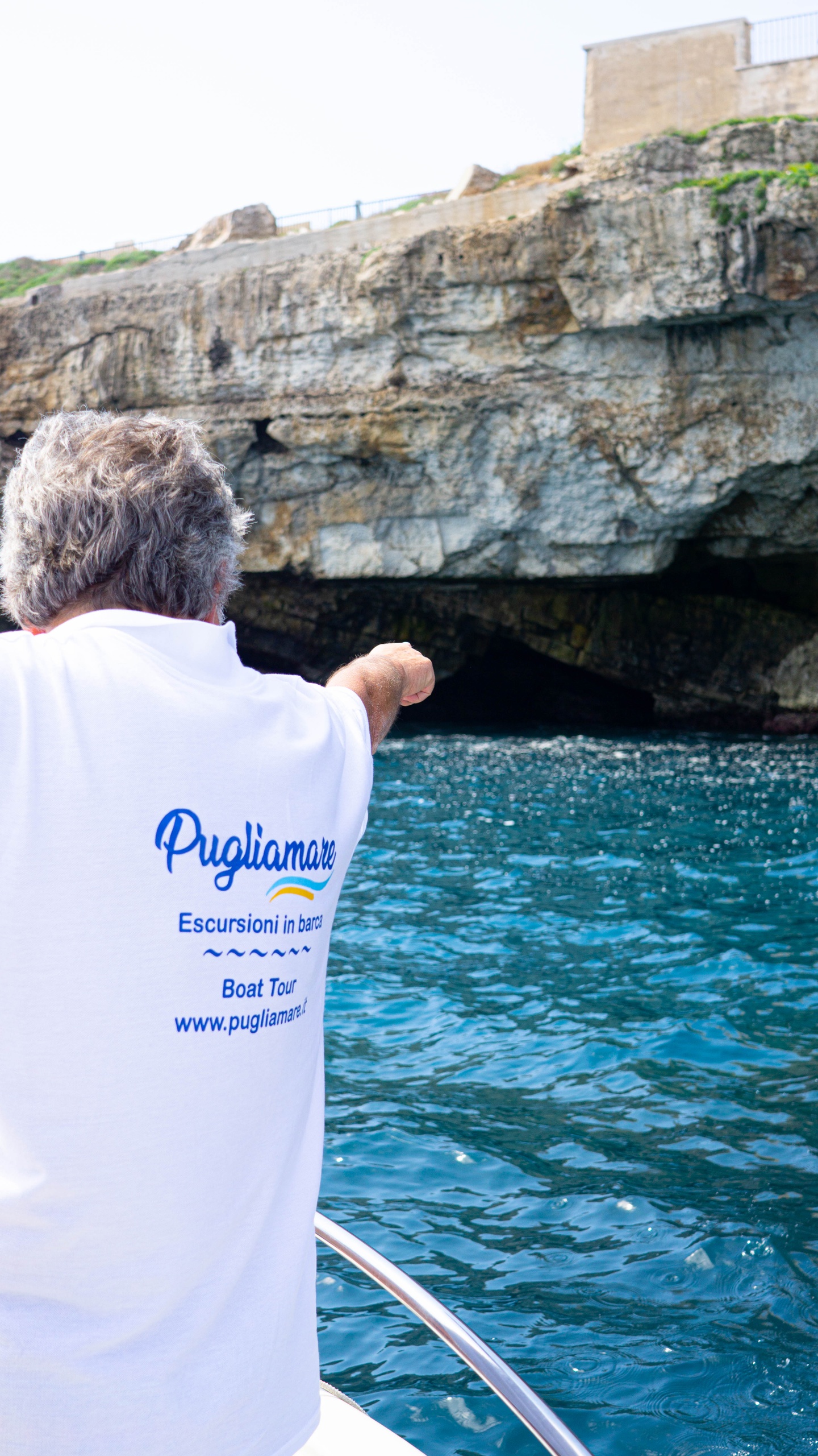 Grutas de Polignano en barco con patrón (privado)