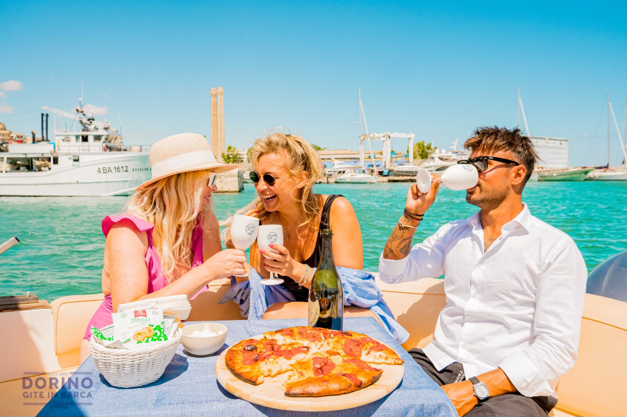 Polignano de lujo: medio día en barco